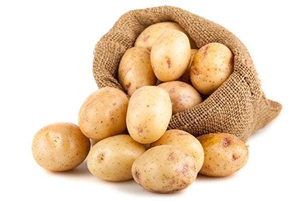 Kartoffeln zur Verarbeitung mit der Kartoffelwaschanlage
